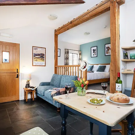 Nest Farm *